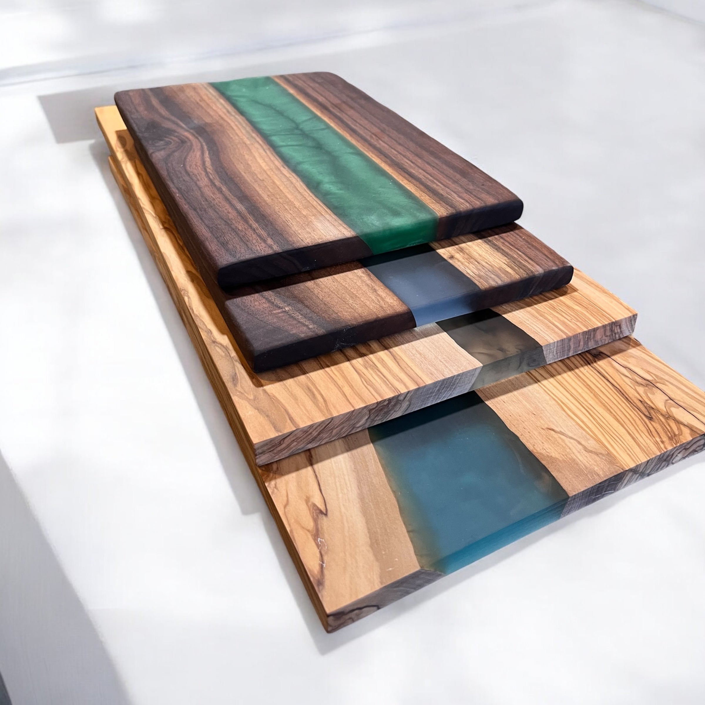 Popular Custom Made Epoxy Serving Board